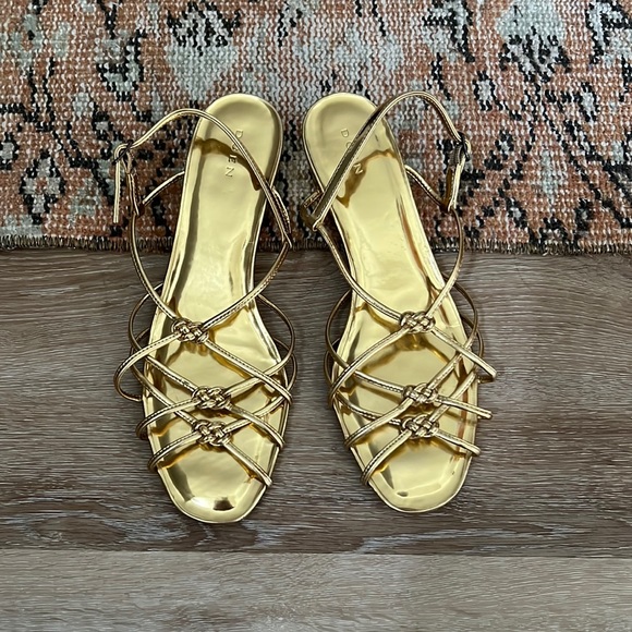 Doen | Shoes | Doen Gold Corsica Sandals | Poshmark